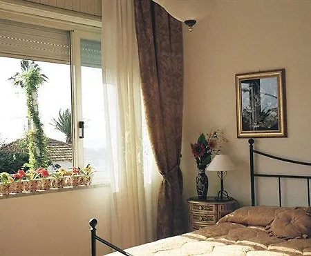 Bed & Breakfast B&B Sabbia D'Oro *